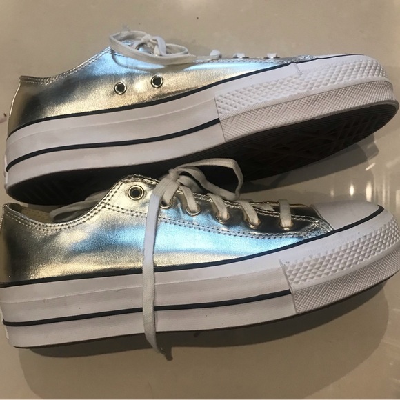 Converse All Star Gold Metallic Sneakers NWOT - Picture 3 of 4